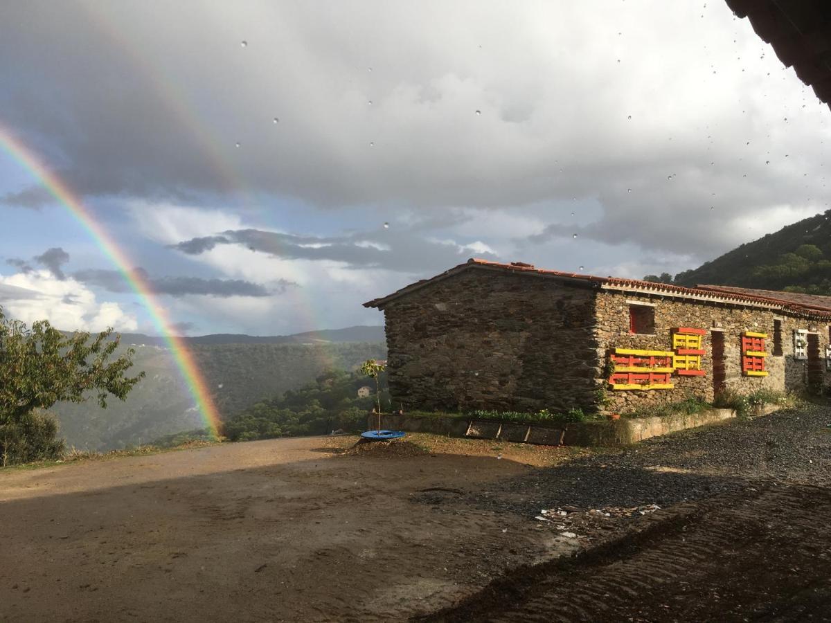Mosteirinho Negreda Экстерьер фото