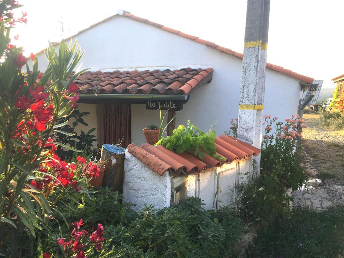 Mosteirinho Negreda Экстерьер фото