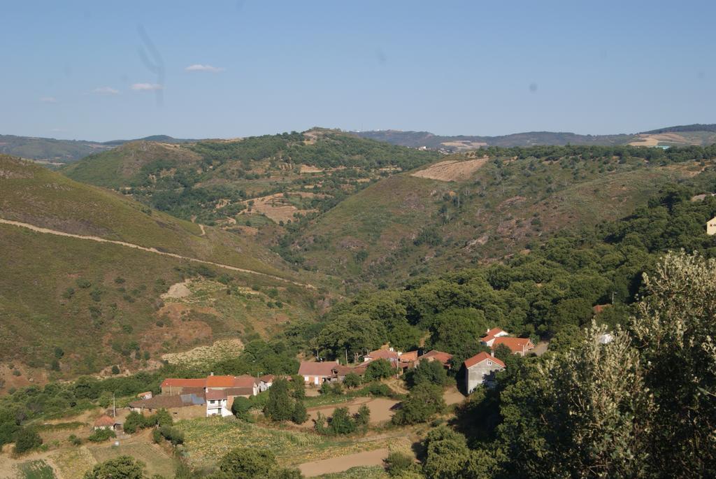Mosteirinho Negreda Экстерьер фото